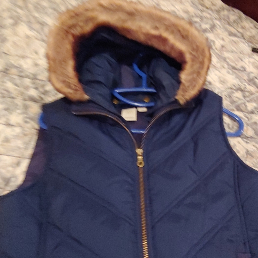 Caslon vest with removable faux fur hood